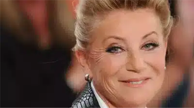 sheila chirurgie esthétique